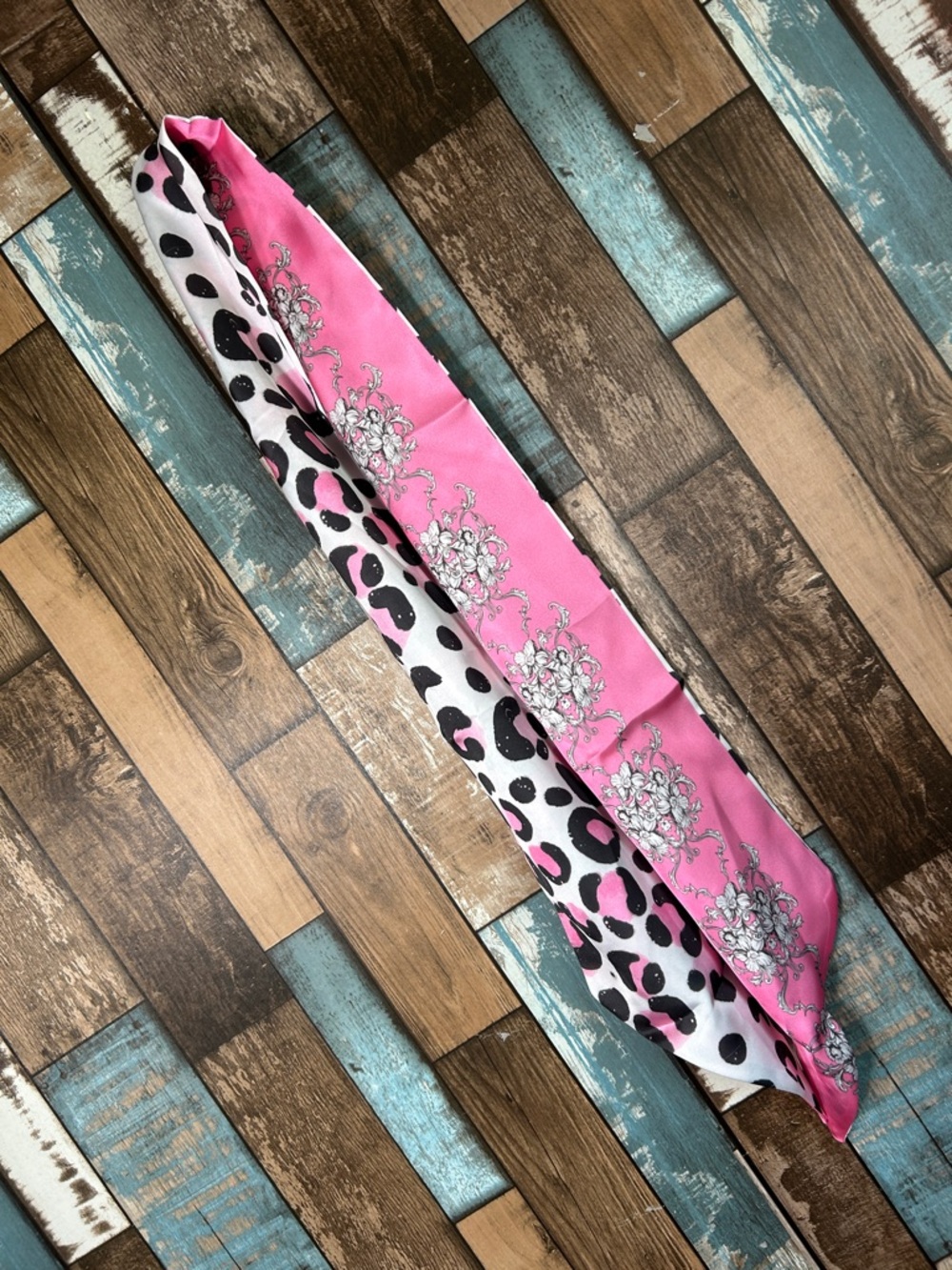 Reversible Link And Animal Print Scarf